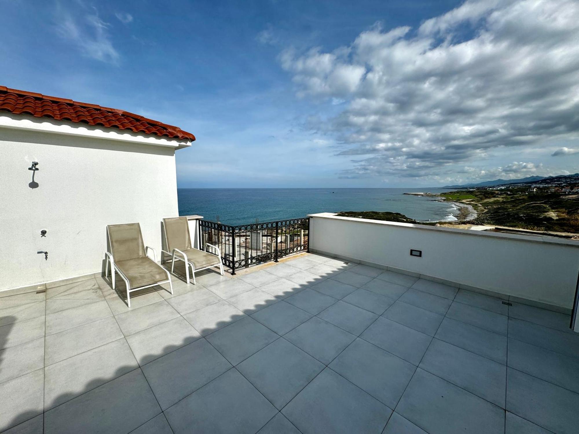 Carrington Holidays Kyrenia  Exterior foto